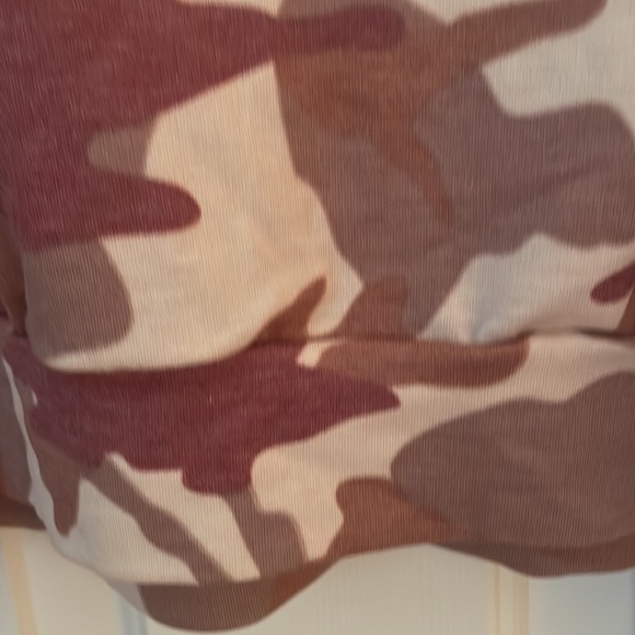 TRENDY FRENCH TERRY TOP NWT - Picture 7 of 10